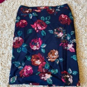 Flora pencil skirt! Merona size 6